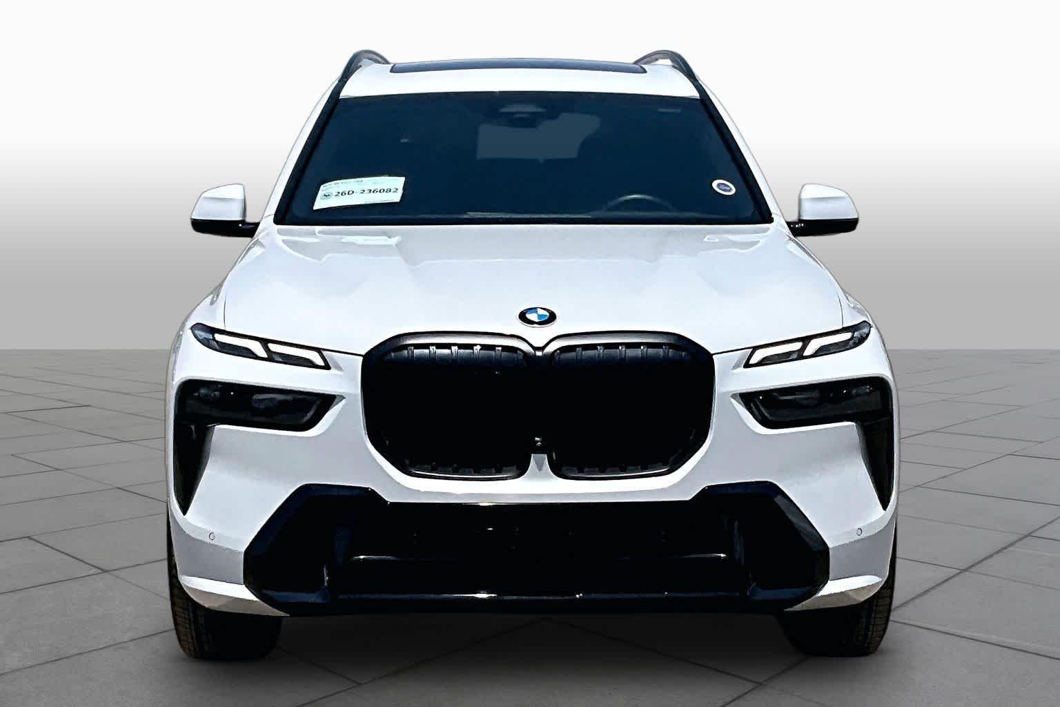 Used 2025 Mineral White Metallic BMW xDrive40i image 3
