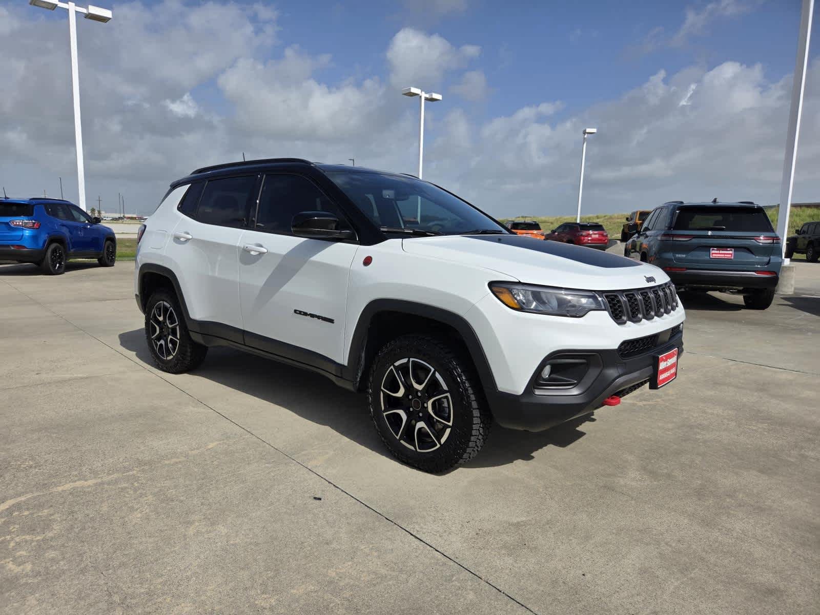 New 2026 Bright White Clearcoat Jeep Trailhawk image 7
