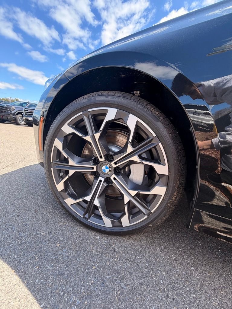 New 2026 Black Sapphire Metallic BMW 330i xDrive image 6