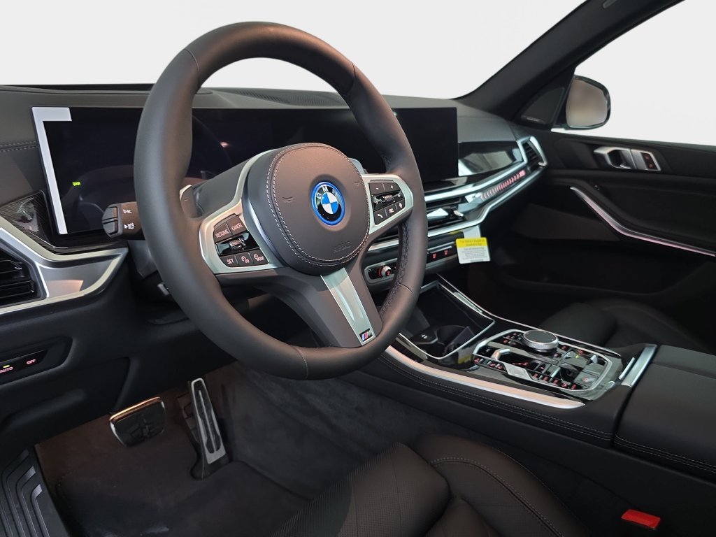 New 2026 Alpine White BMW xDrive50e image 16