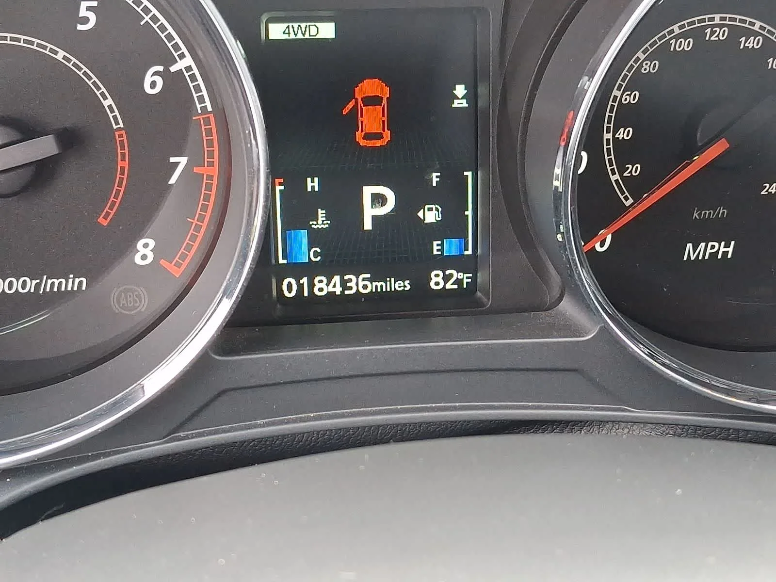 Used 2025 Mercury Gray Metallic Mitsubishi LE image 18