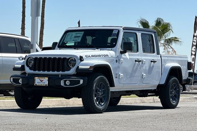 New 2026 Bright White Clear-Coat Exterior Paint Jeep 85th Anniversary Edition image 7