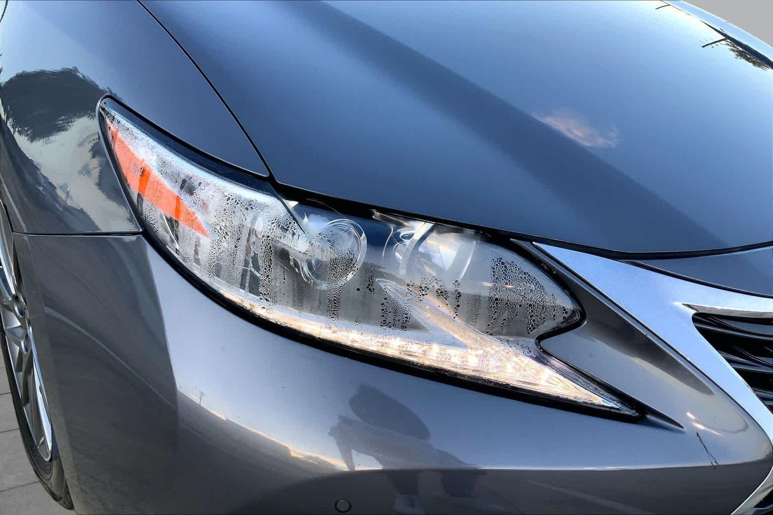 Used 2018 Nebula Gray Pearl Lexus  image 27