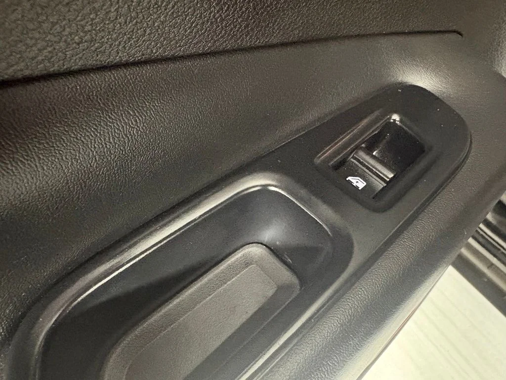 Used 2016 Black Jeep Trailhawk image 35