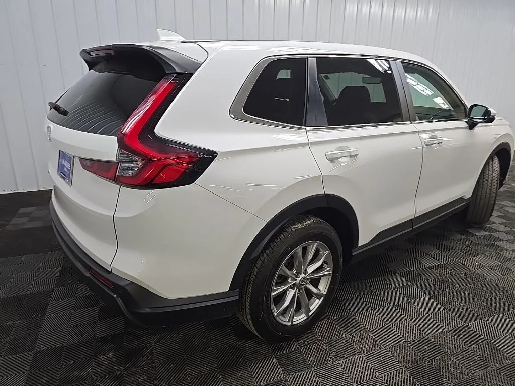 Used 2023 White Honda EX-L image 10