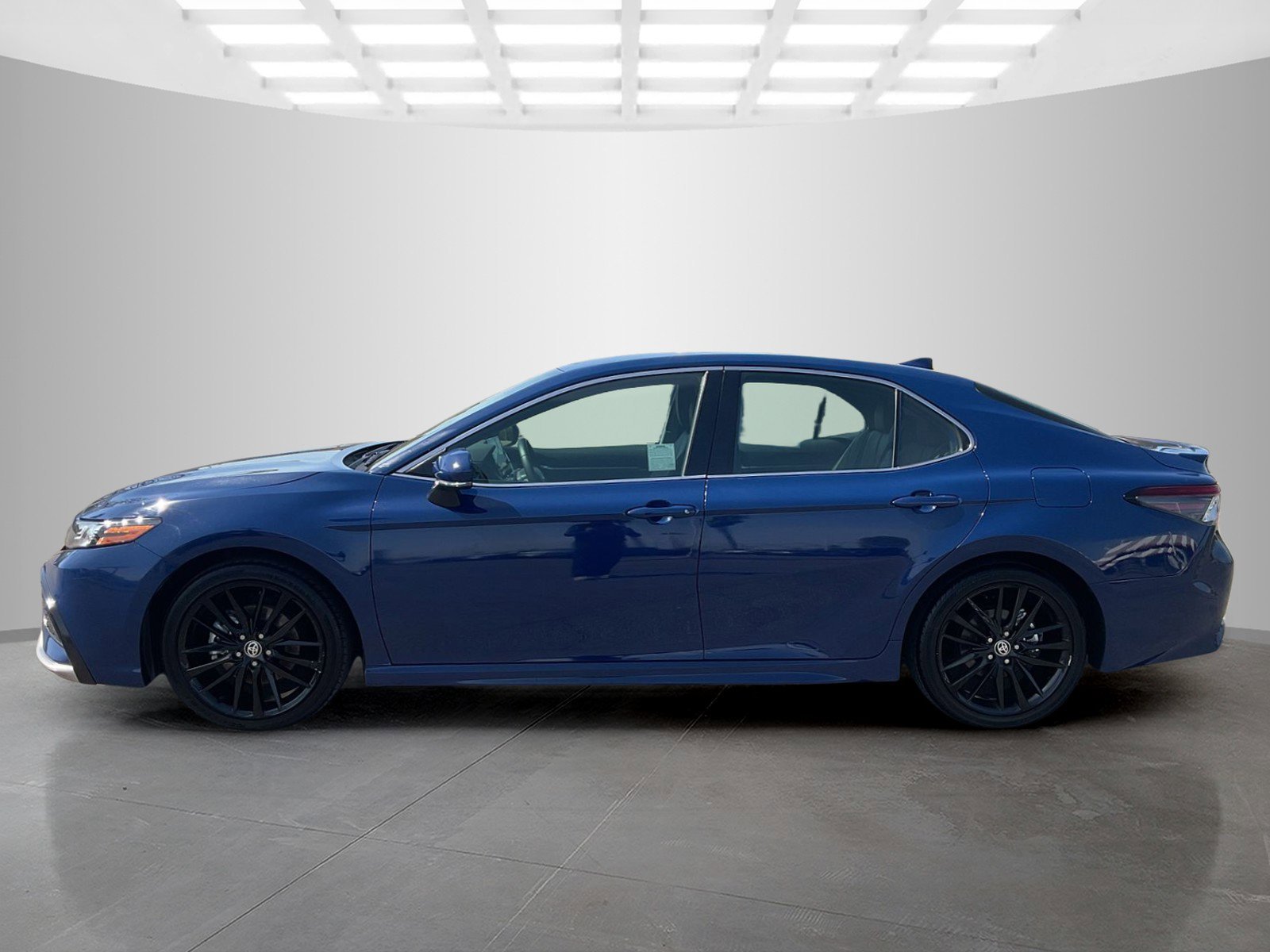 2024 Toyota Camry XSE - Photo 6