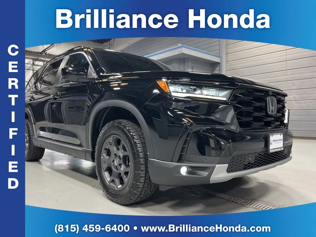 2024 Honda Pilot TrailSport AWD's photo