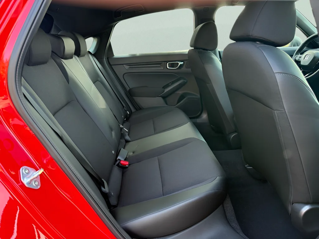 2026 Honda Civic Hatchback Sport - Photo 12