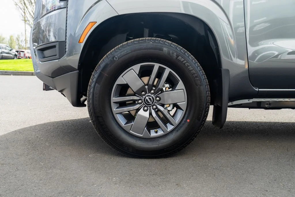 New 2026 Gun Metallic Nissan Crew Cab SV image 7