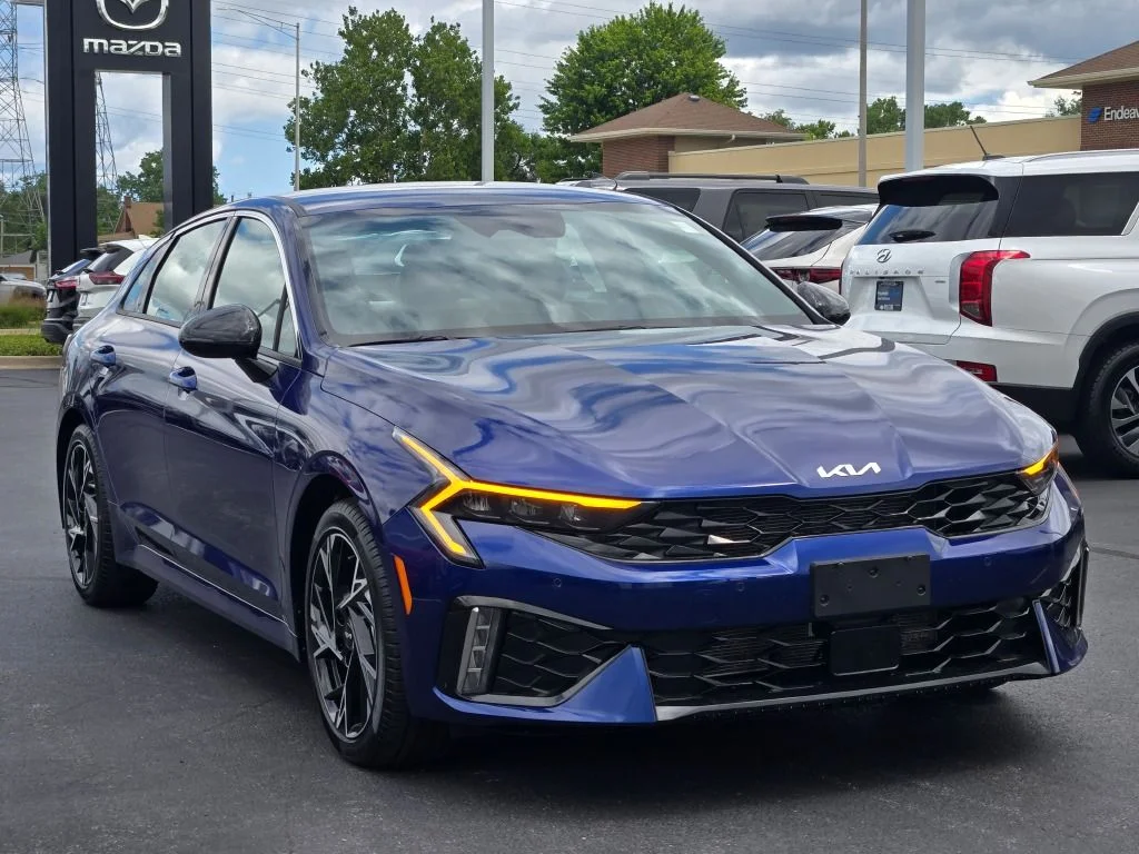 Used 2025 Blue Kia GT-Line image 4