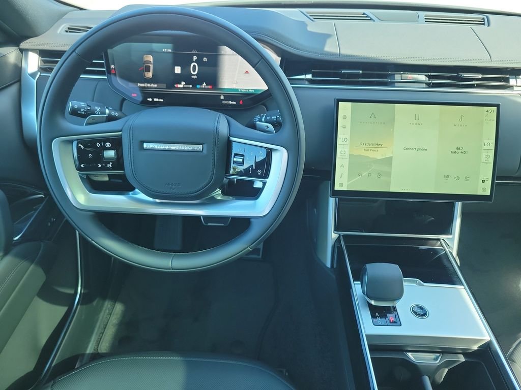 New 2026 Fuji White Land Rover SE image 19