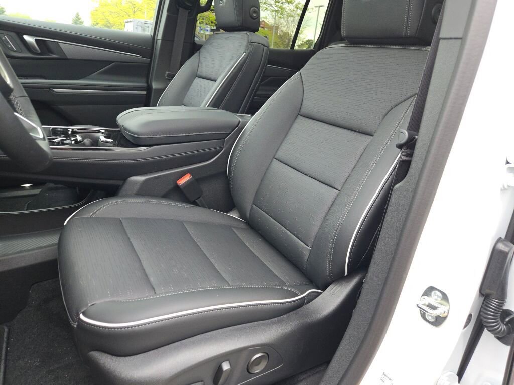 2026 Buick Enclave Sport Touring - Photo 26