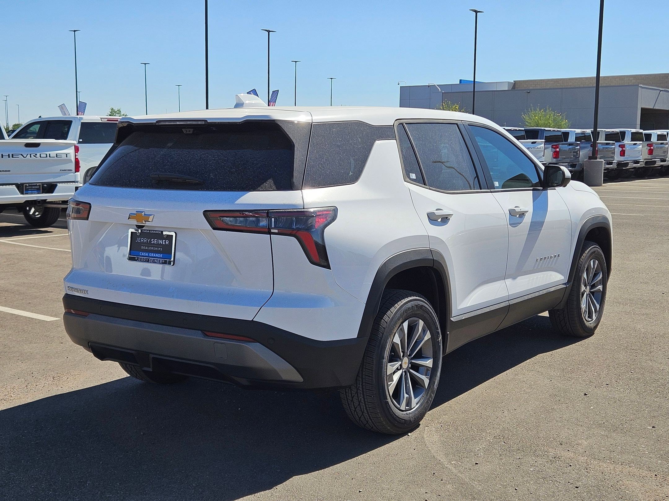 2026 Chevrolet Equinox LT - Photo 11