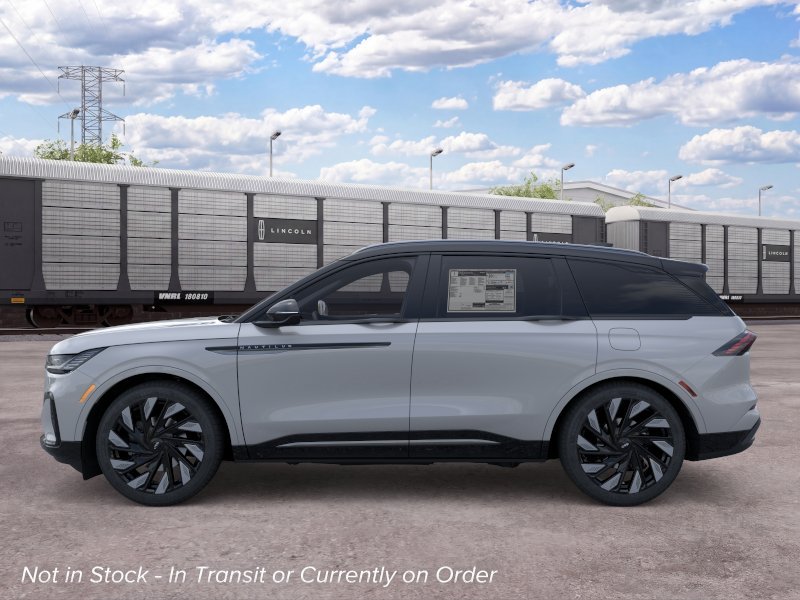 New 2026 Gray Matter Clearcoat Lincoln Reserve image 3