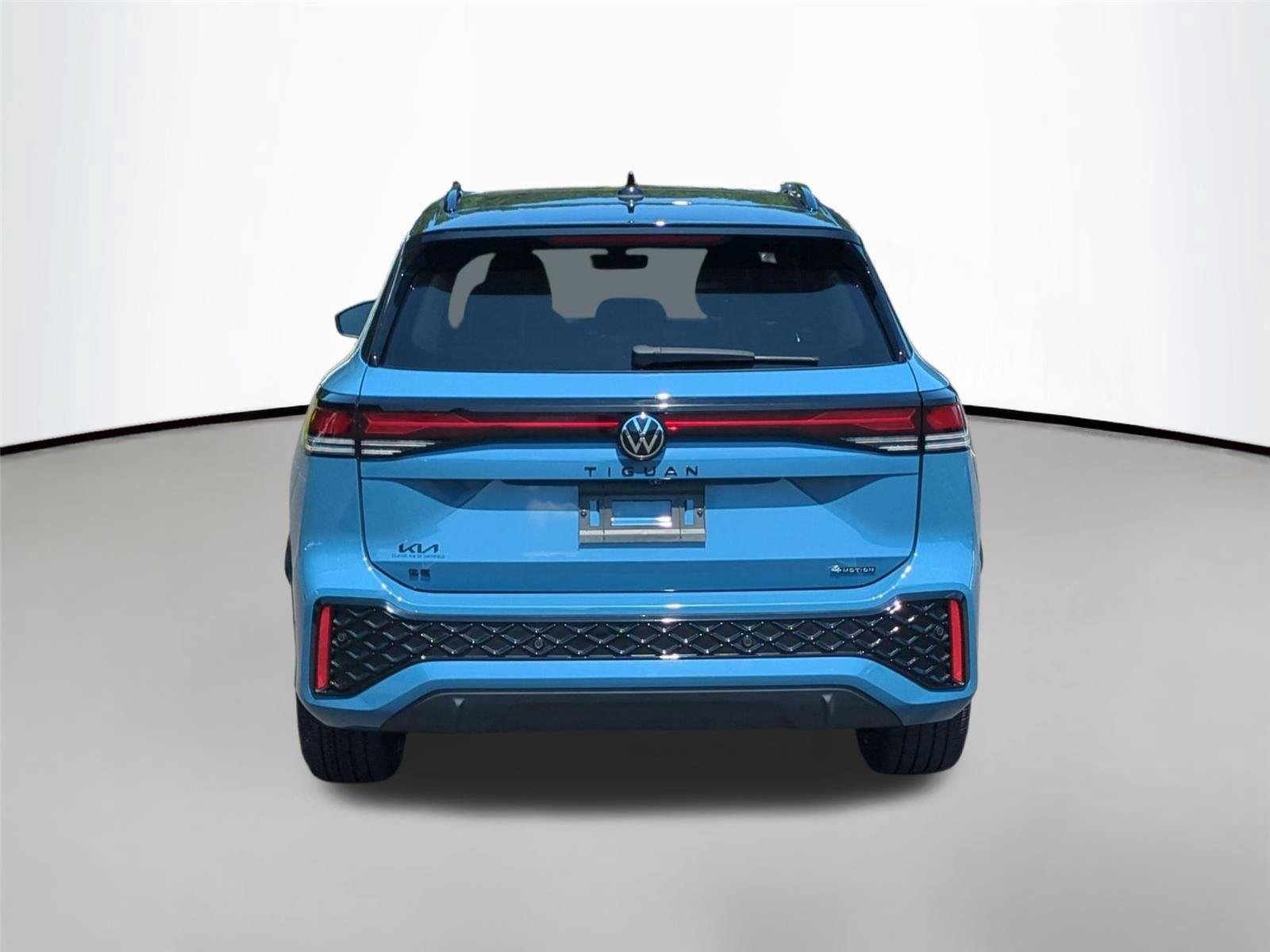 Used 2025 Monterey Blue Pearl VOLKSWAGEN SERBLK image 4