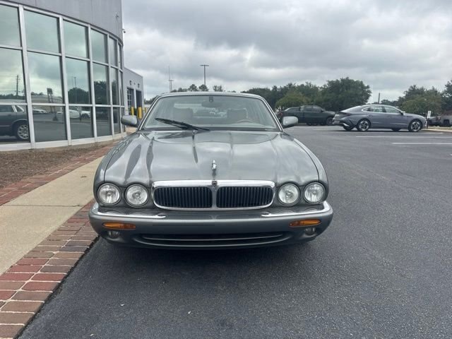 Used 2003  Jaguar Base image 3