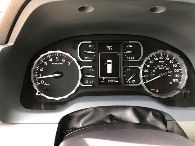 Used 2021 Black Toyota SR5 image 20