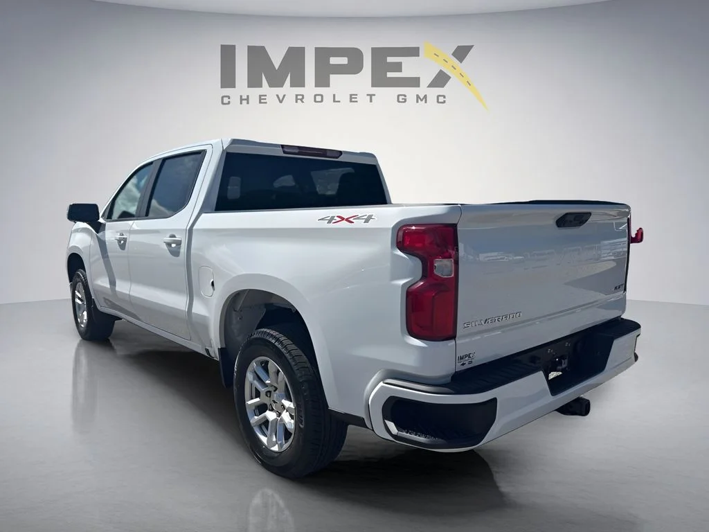 New 2026 White Chevrolet RST image 3