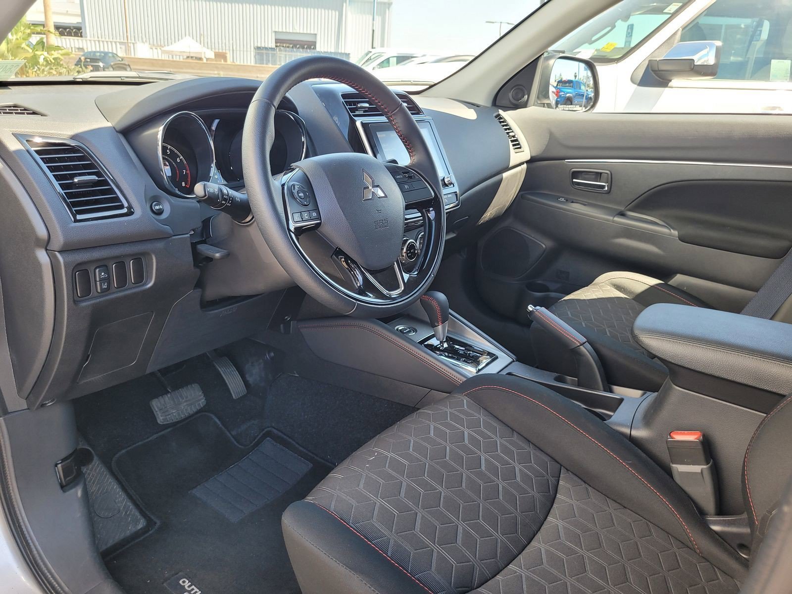Used 2026 Silver Mitsubishi S image 9