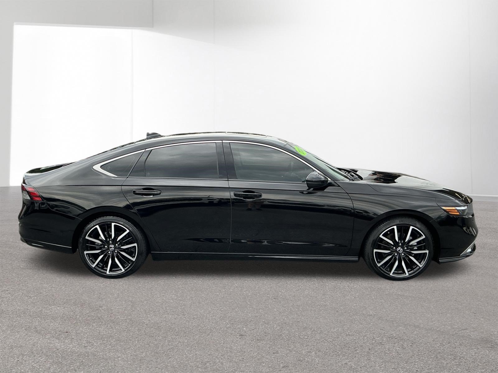 Used 2025 Black Honda Touring image 2