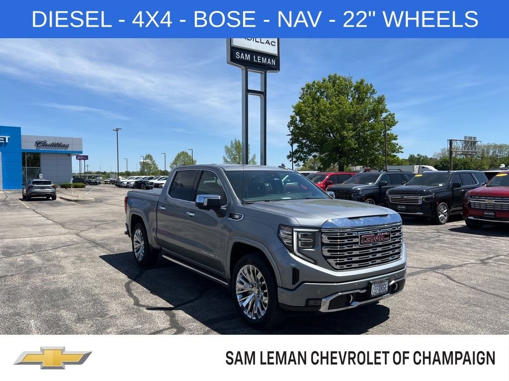 2023 GMC Sierra 4WD Crew Cab Short Box Denali's photo