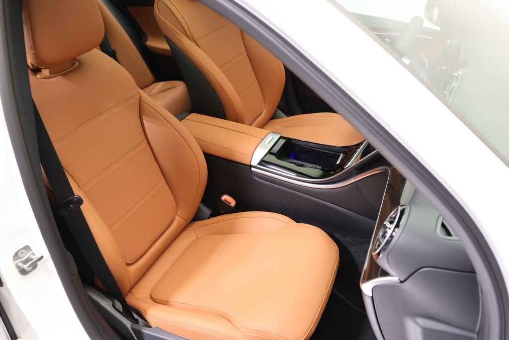 New 2026 Polar White Mercedes-Benz C 300 image 49