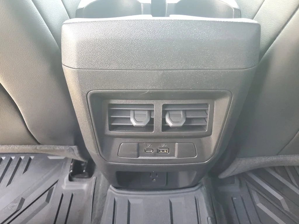 2026 Chevrolet Colorado LT - Photo 12