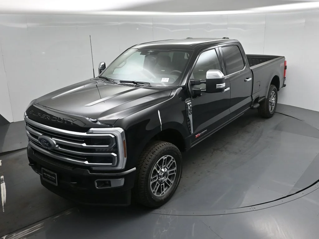 New 2026 Agate Black Metallic Ford Platinum image 37