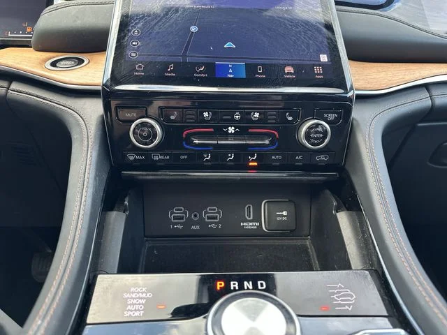 Used 2023 White Jeep Summit Reserve image 18