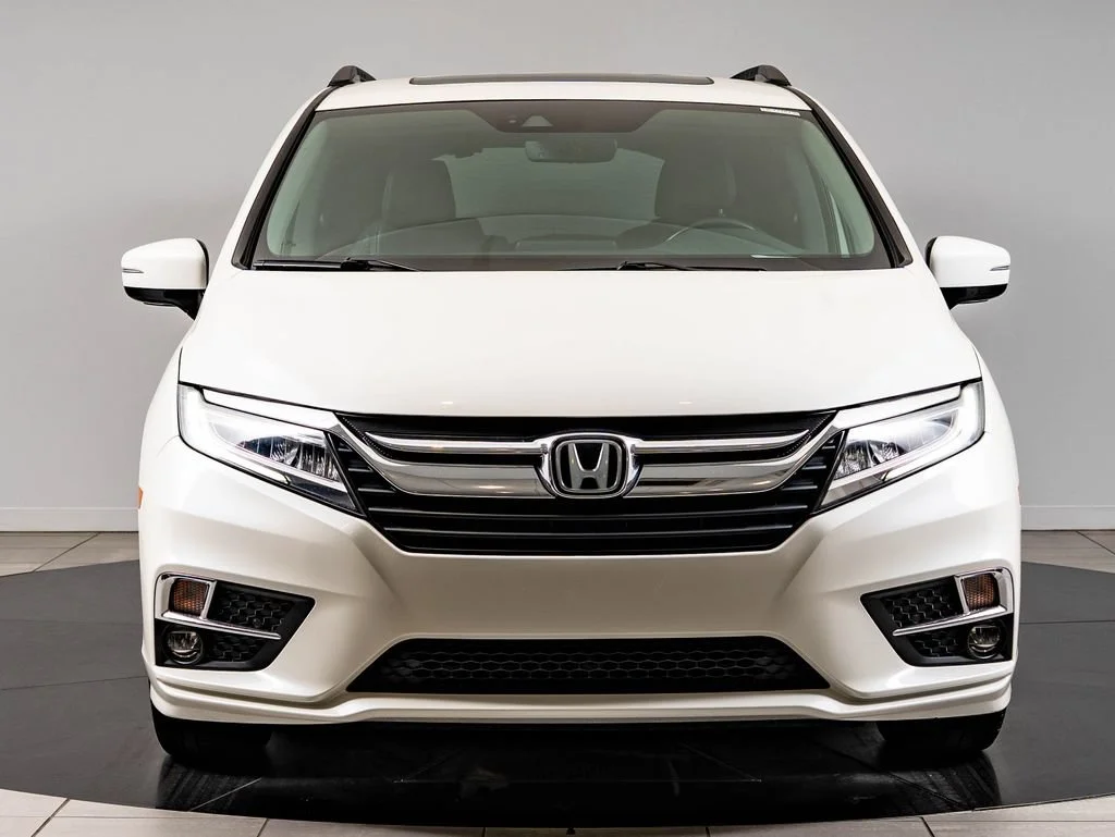 Used 2019 White Diamond Pearl Honda Elite image 2