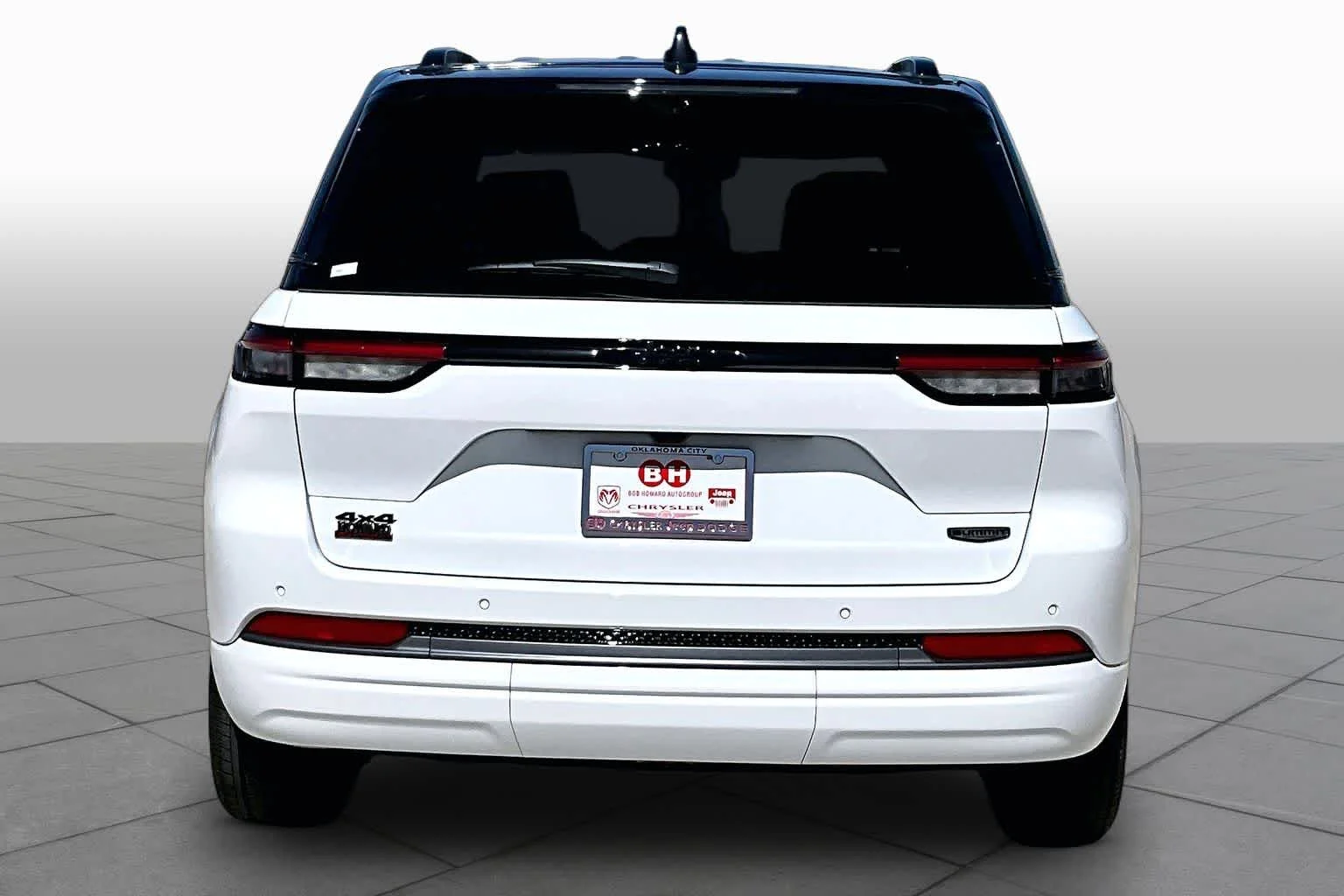 New 2026 Bright White Clearcoat Jeep Summit image 4