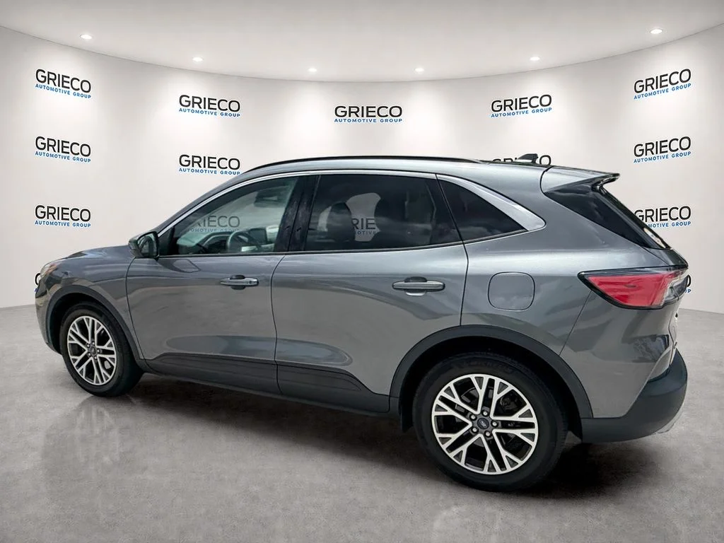 Used 2022 Gray Ford SEL image 5