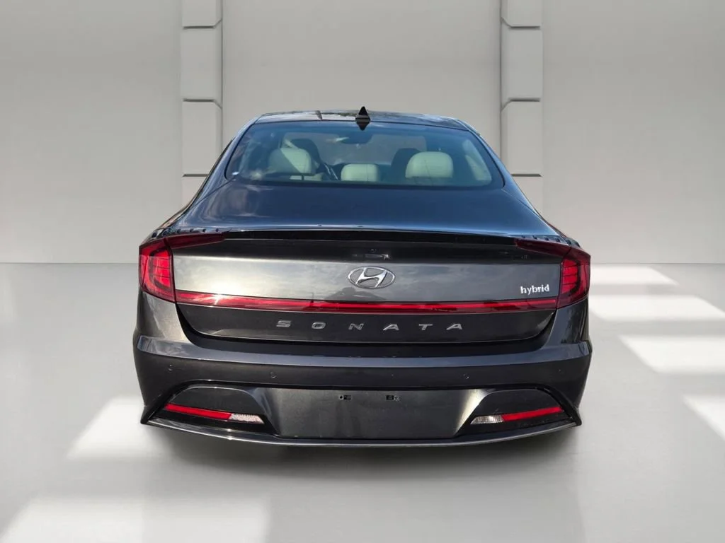 Used 2022 Portofino Gray Hyundai Limited image 6