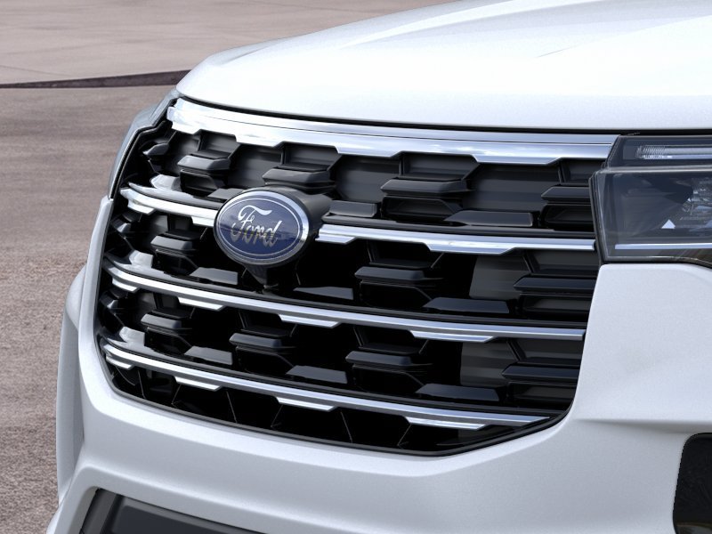 New 2026 Star White Metallic Tri-Coat Ford Active image 17