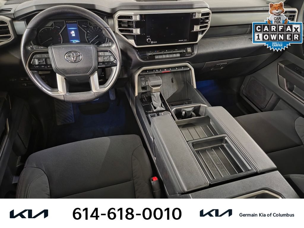 Used 2024  Toyota SR5 image 16