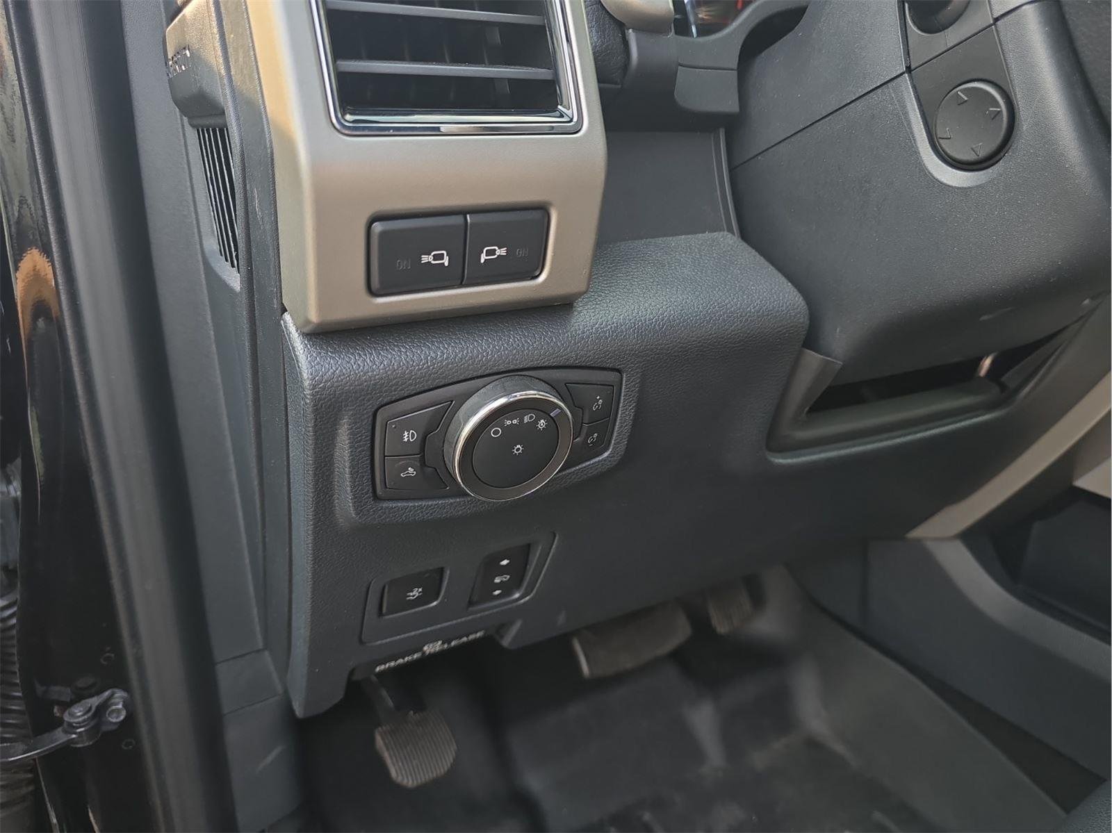 Used 2022 Agate Black Ford Lariat image 22