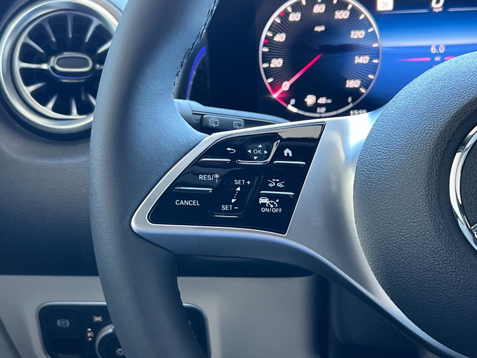 New 2026 Polar White Mercedes-Benz 250 image 29