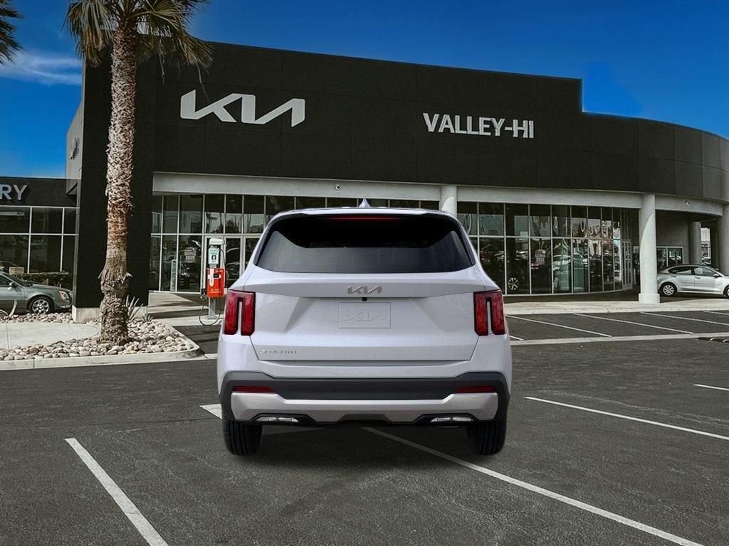 New 2026 Glacial White Pearl Kia LX image 5
