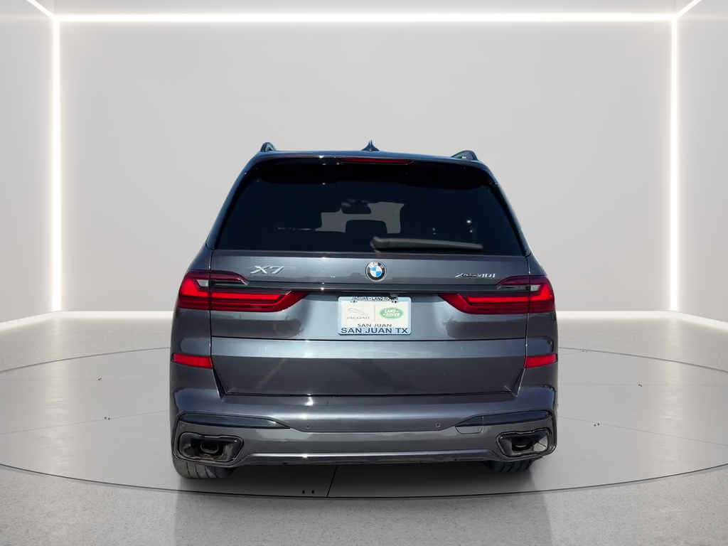 Used 2022 Gray BMW xDrive40i image 6