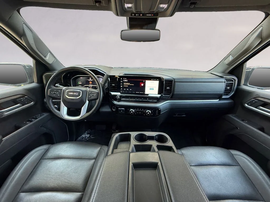 Used 2025 Silver GMC SLT image 12