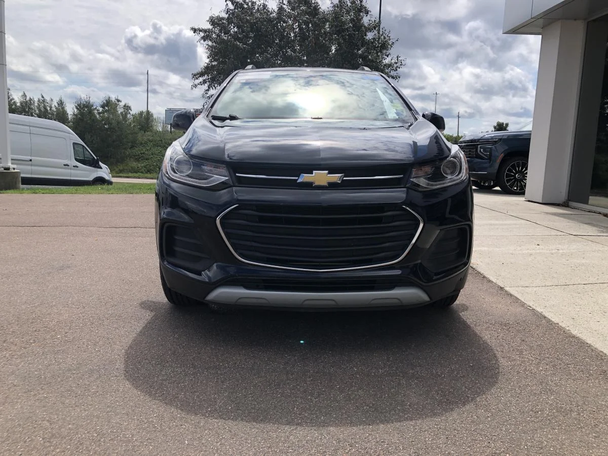 Used 2022 Blue Chevrolet Awd 4dr Lt image 4