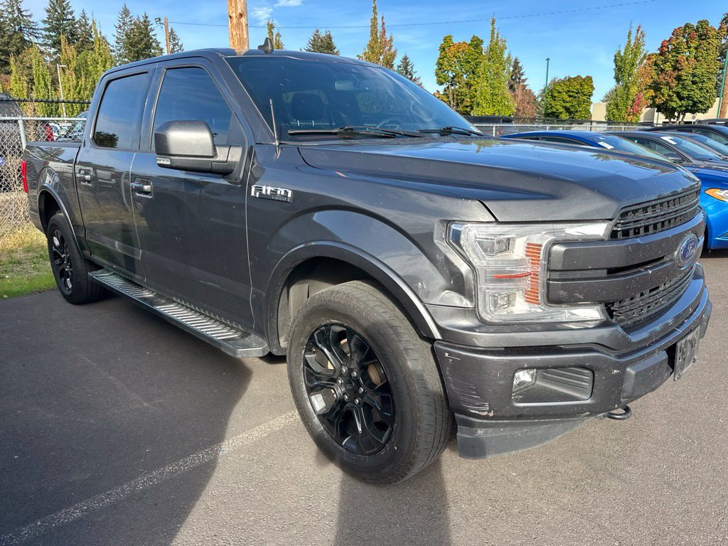 Used 2017 White Platinum Clearcoat Metallic Ford Lariat image 2