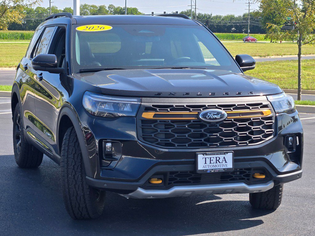 New 2026 Agate Black Metallic Ford Tremor® image 5