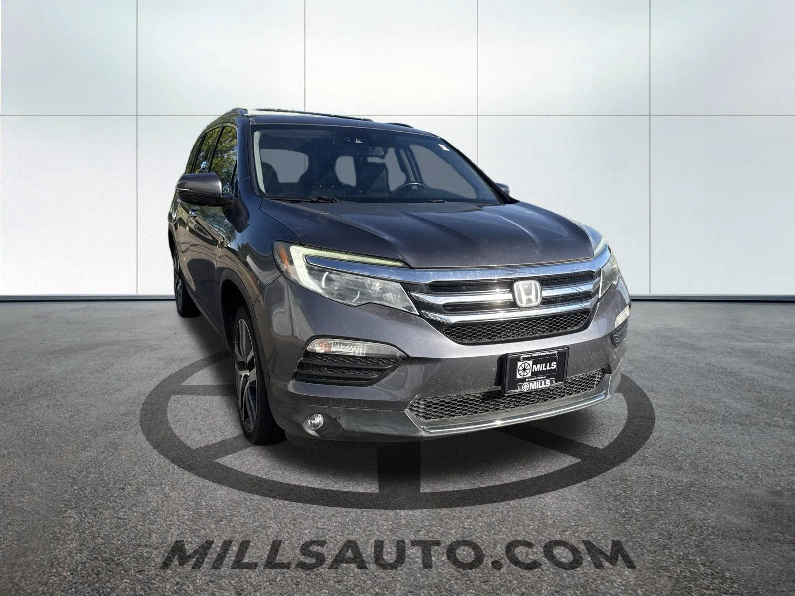 Used 2017 Honda Pilot Elite with VIN 5FNYF6H0XHB055951 for sale in Baxter, Minnesota