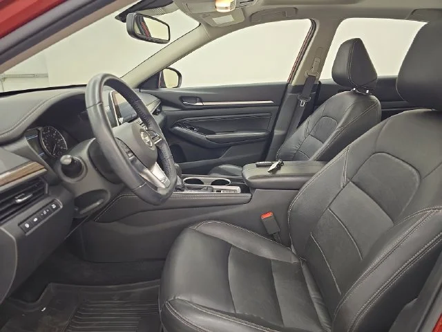 Used 2020 Scarlet Ember Nissan 2.5 SL image 19