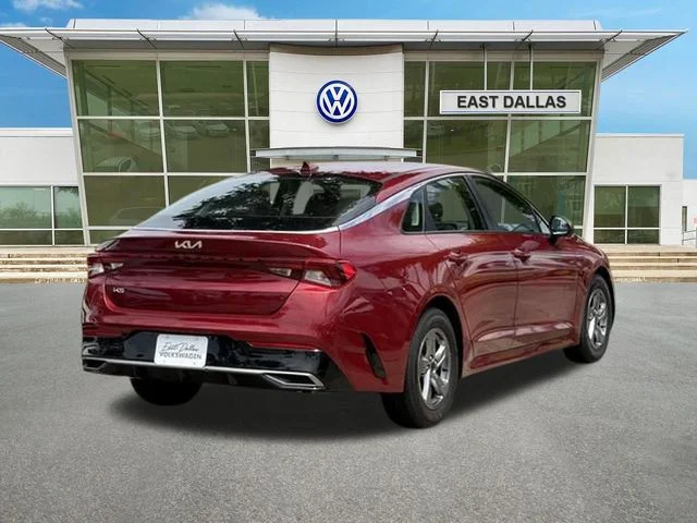 Used 2023 Red Kia LXS image 3