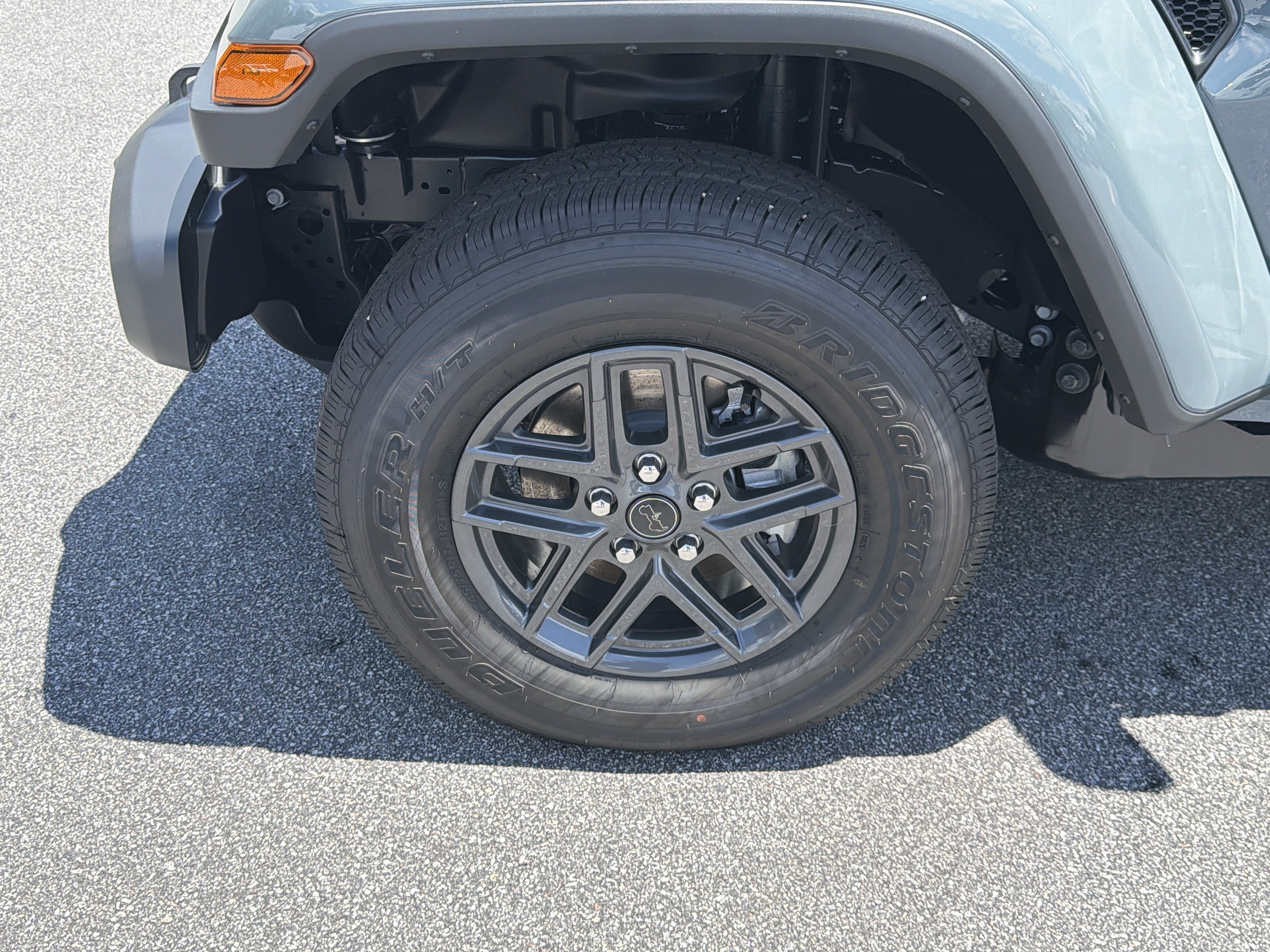 New 2026 Anvil Clear-Coat Exterior Paint Jeep Sport S image 13
