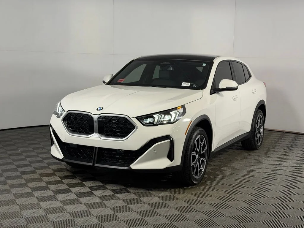 Certified Used 2025 White BMW xDrive28i image 8