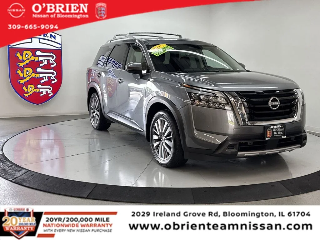 Used 2025 Gun Metallic Nissan SL image 1