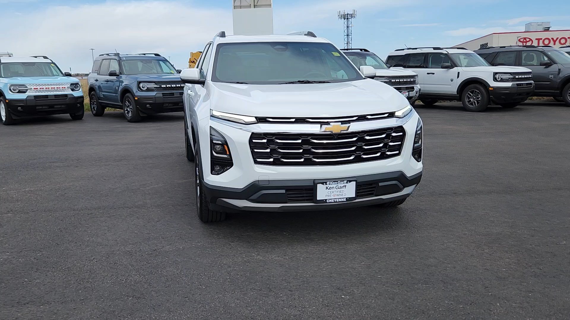 2025 Chevrolet Equinox LT - Photo 4